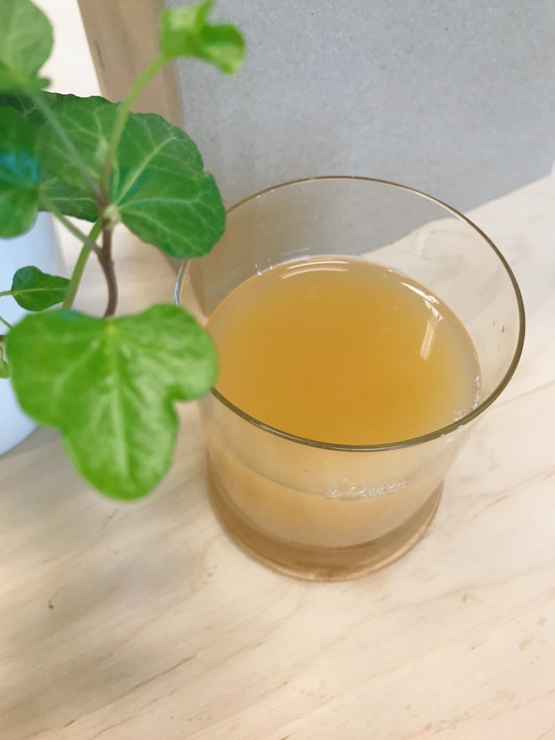 Naturalny sok jabłkowy 100 % tłoczony na zimno 3L